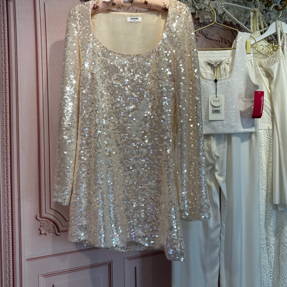 Rumored Shimmering Beige Top